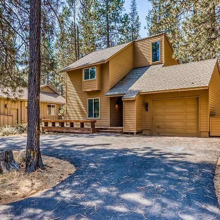2 Conifer Villa Сънривър Екстериор снимка