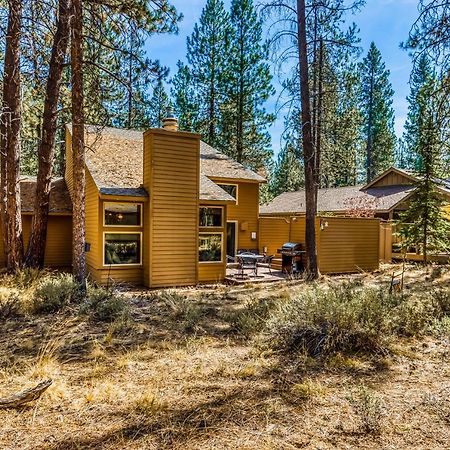 2 Conifer Villa Сънривър Екстериор снимка