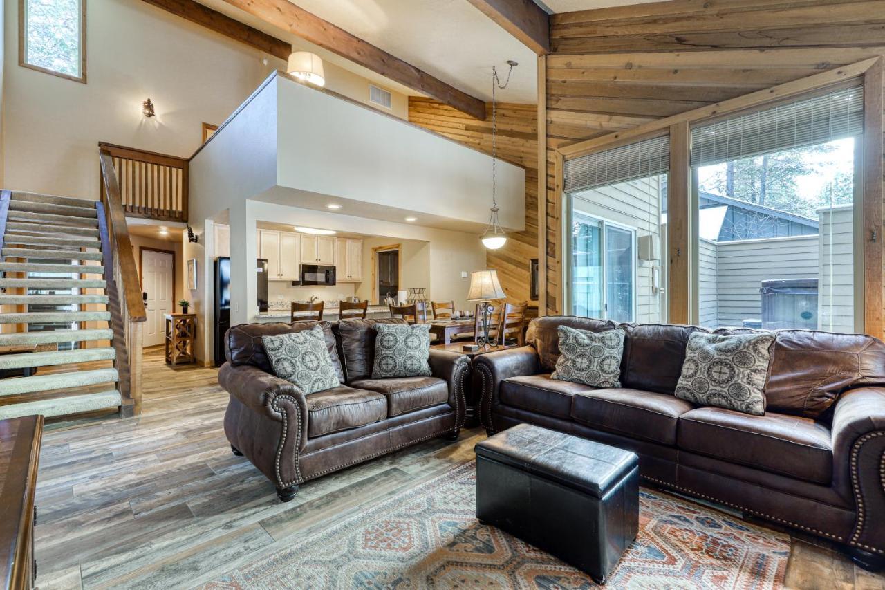 2 Conifer Villa Сънривър Екстериор снимка